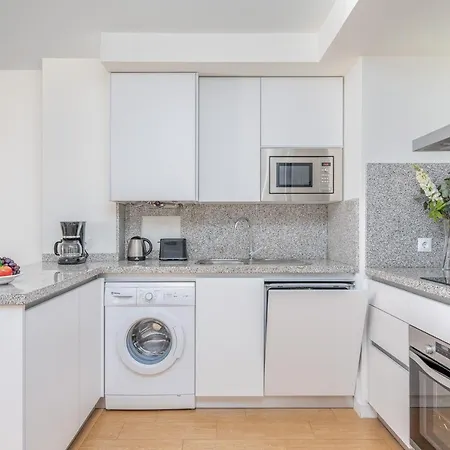 Couples Getaway By Costarentals - Ref 155 Lägenhet *