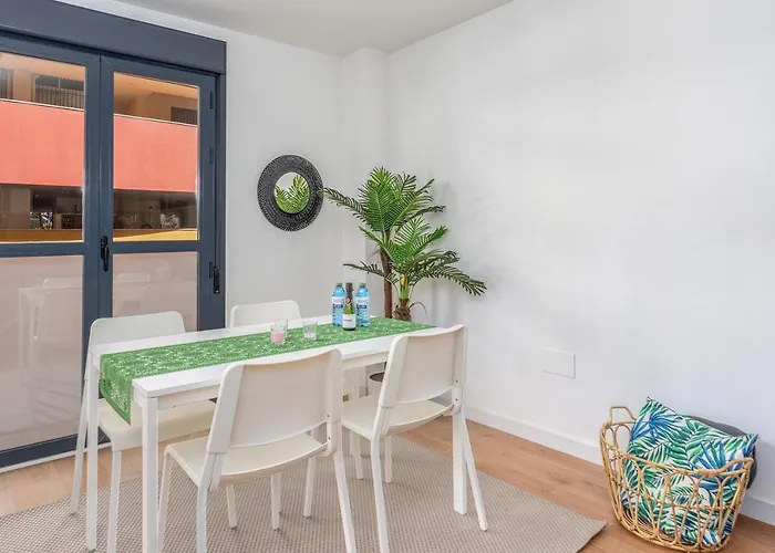 Apartman Couples Getaway By Costarentals - Ref 155 *