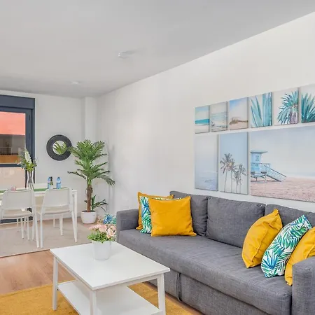 Couples Getaway By Costarentals - Ref 155 *